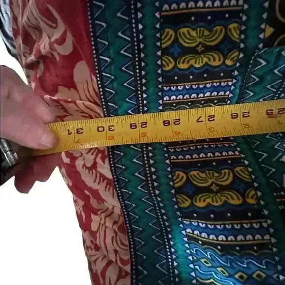 Unisex Dashiki African motif kaftan style shirt. 2 pockets. Vibrant. Free size - Picture 4 of 4